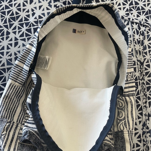 Roxy Backpack - Picture 5 of 6